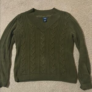 IZOD Green V-Neck Cable Knit Sweater